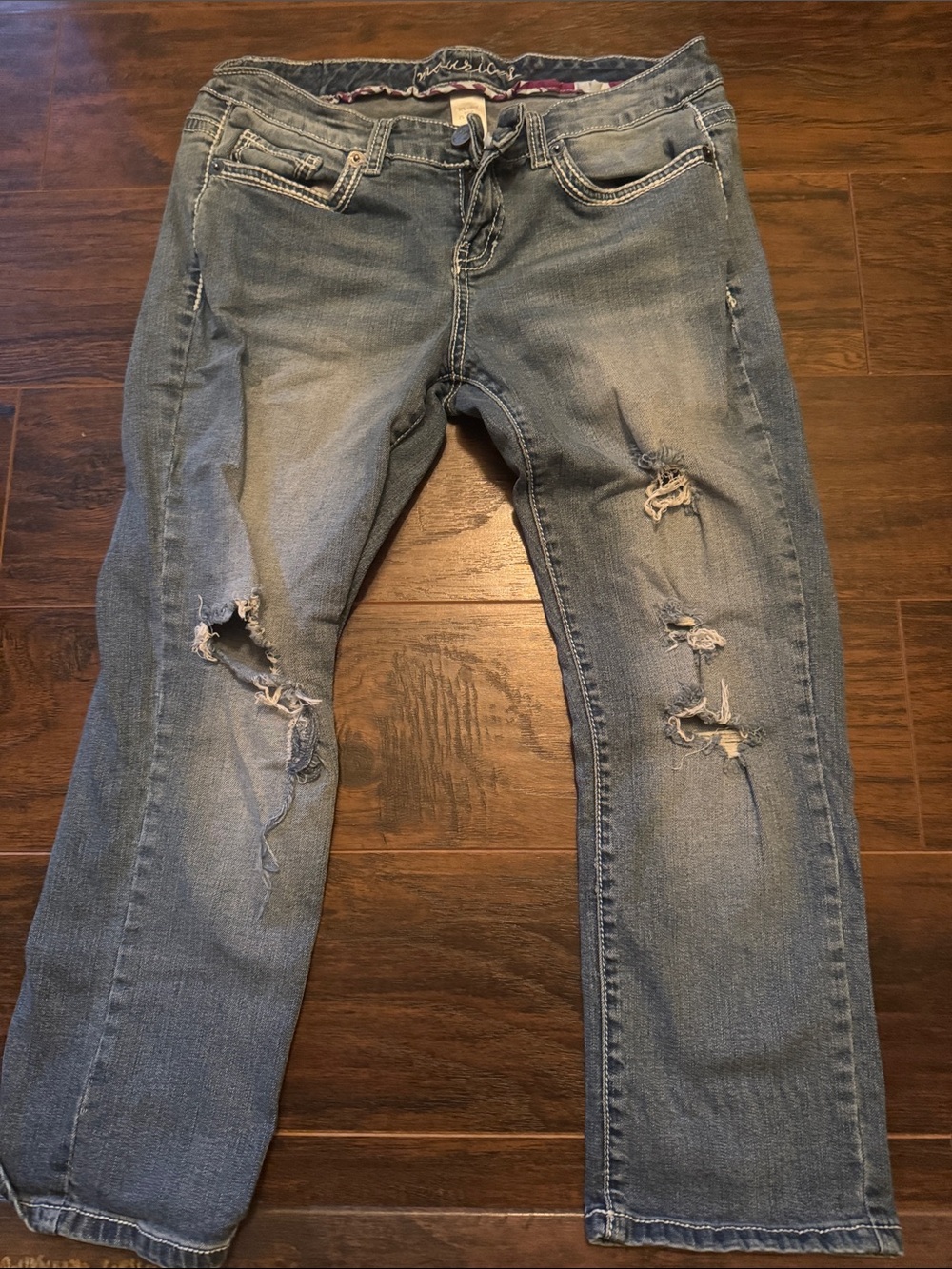 Maurices Women’s Light Blue Distressed Boyfriend Jeans